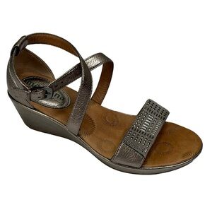 Montana Artisan Collection Metallic 2” Wedge Sandals Size 7M NEW No Flaws